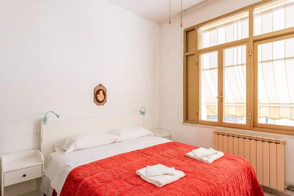 Apartment Cute Flat Near The With Parking