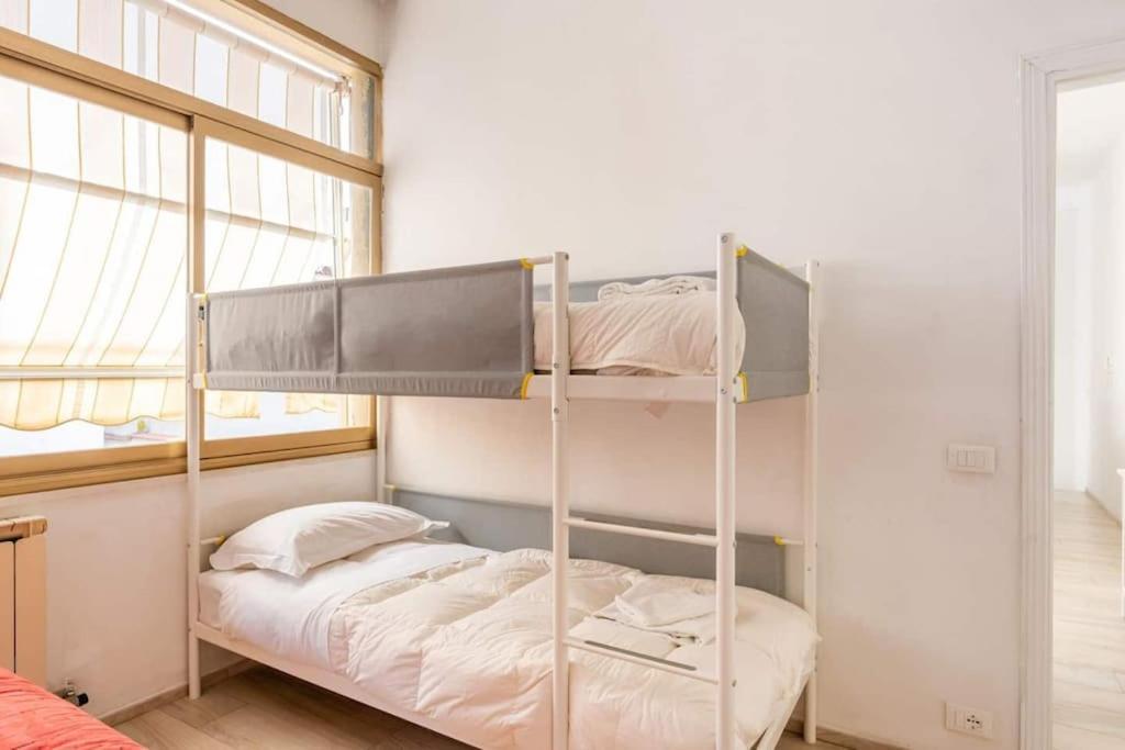 Cute Flat Near The With Parking Viareggio